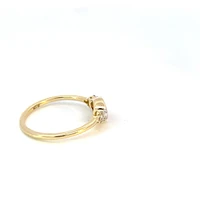 10K Yellow Gold 0.58cttw Genuine Garnet and 0.08cttw Diamond Ring, size 6.5