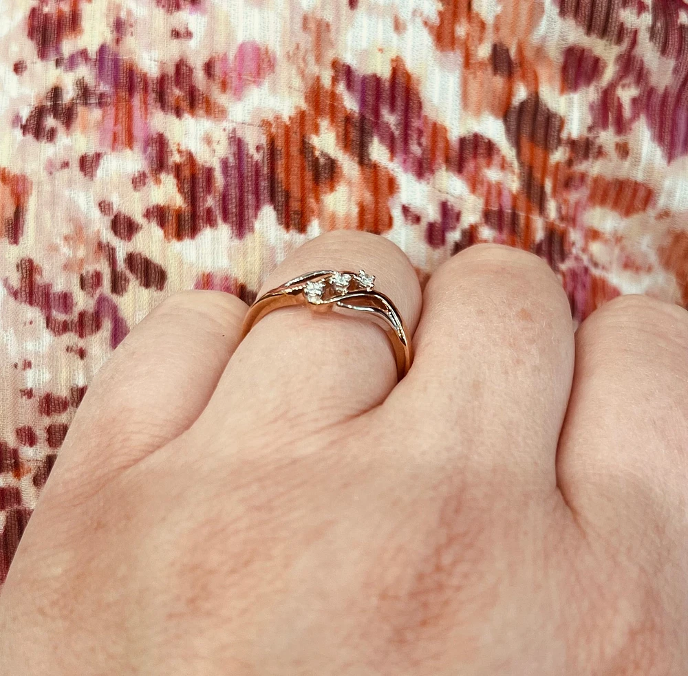 10K White & Rose Gold 0.06cttw Diamond Ring