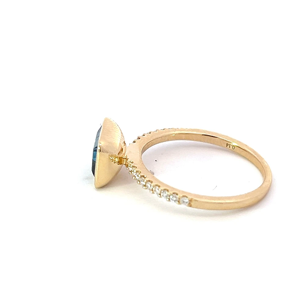 14K Yellow Gold  1.28cttw Blue Topaz and 0.14cttw Diamond Ring - Size 6