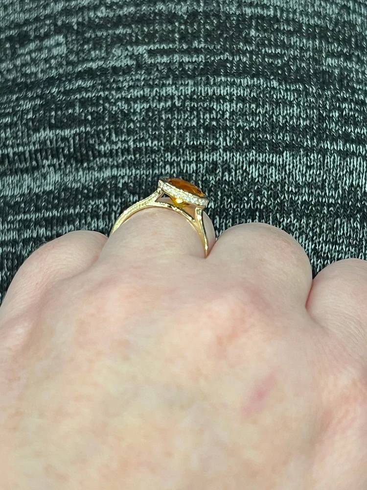 14K Yellow Gold 2.35cttw Citrine and 0.09cttw Diamond Ring - Size 7