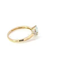 10K Yellow Gold 0.76cttw Aquamarine and 0.008cttw Diamond Ring, size 7