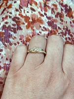10K Yellow Gold 0.17 cttw Diamond Band