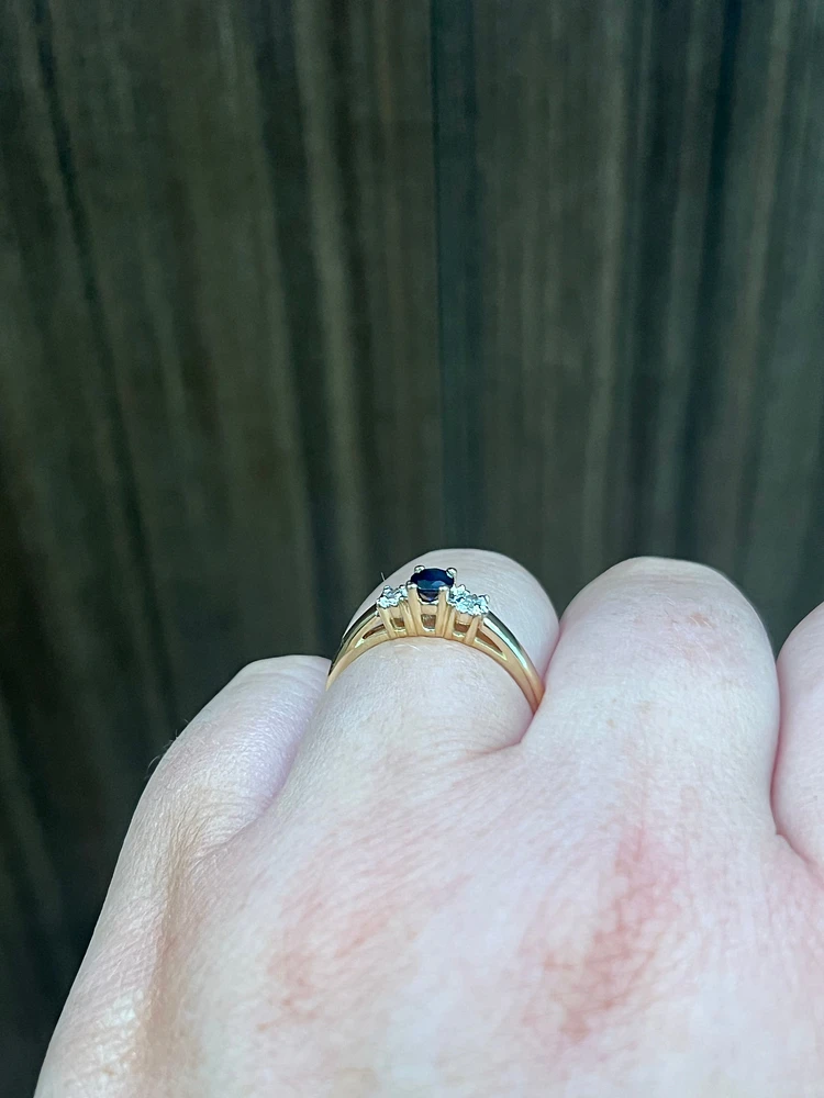 10K Yellow Gold Sapphire and Diamond 3 Stone Ring - Size 6