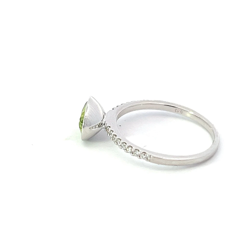 14K Gold Peridot and Diamond Ring