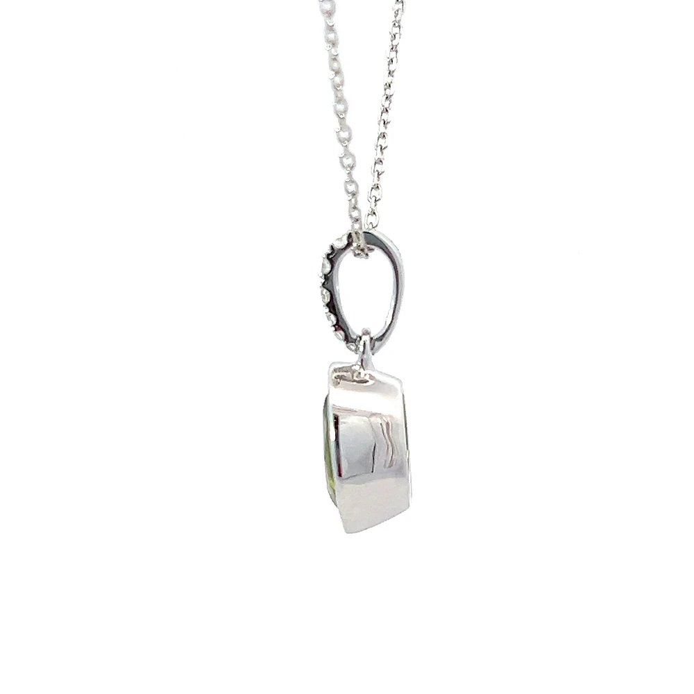 14K White Gold 1.35cttw Peridot and 0.06cttw Diamond Necklace - 18 Inches