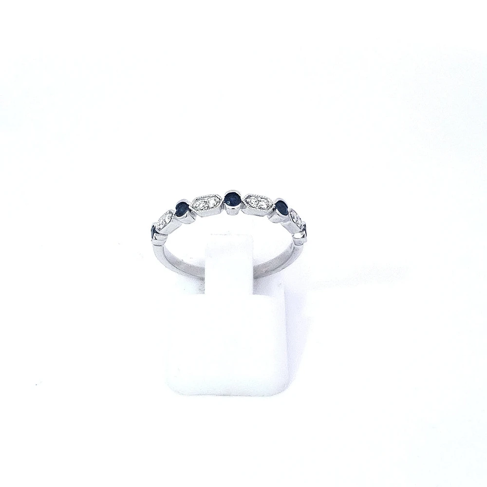 14K White Gold Sapphire & Diamond Ring