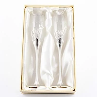 Bride & Groom Toasting Flutes