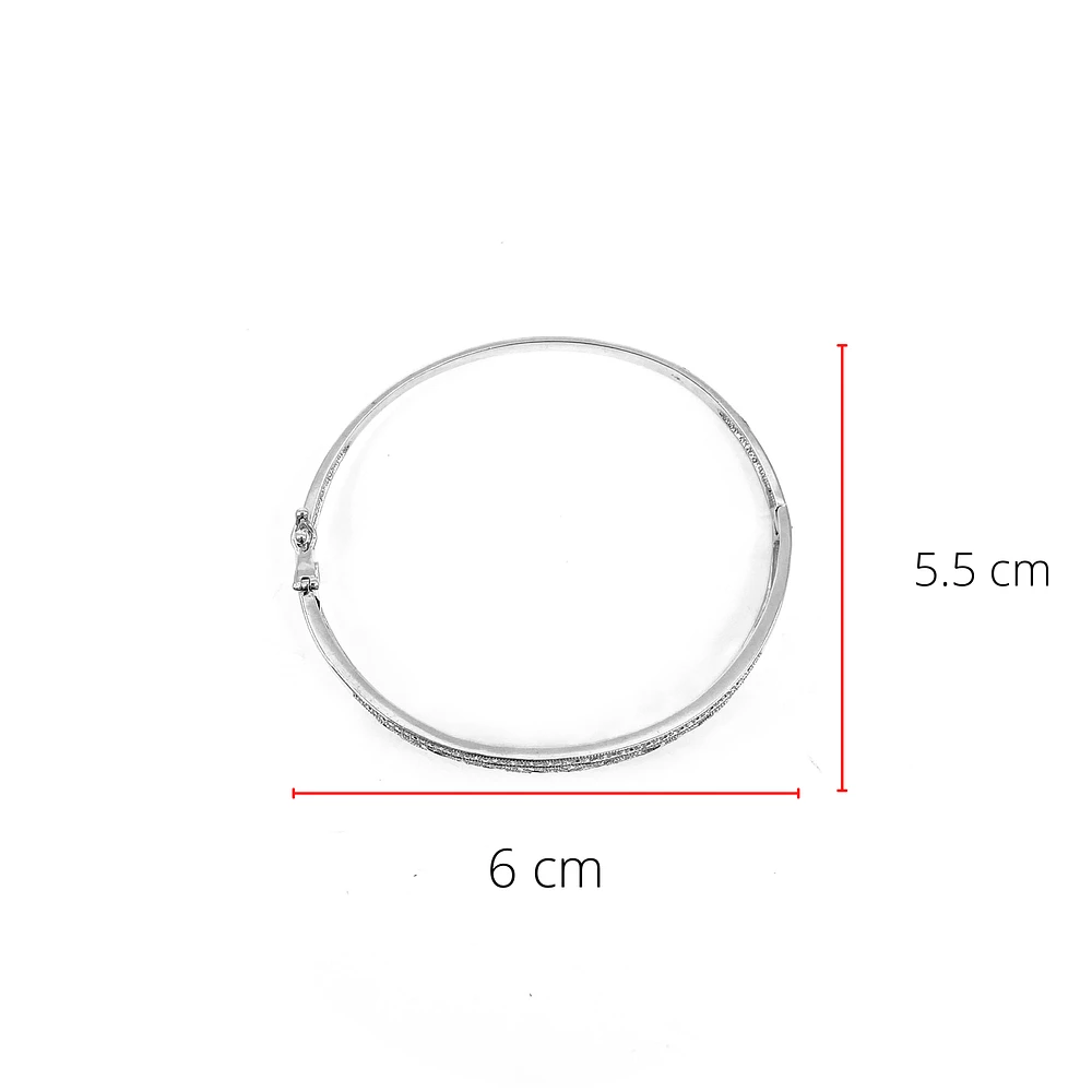 10K White Gold 0.56cttw Diamond Bangle, 7"