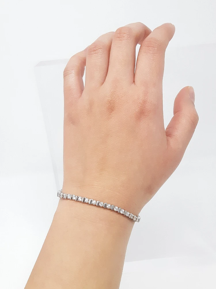 10K White Gold 1.50 Carat Diamond Tennis Bracelet, 7"