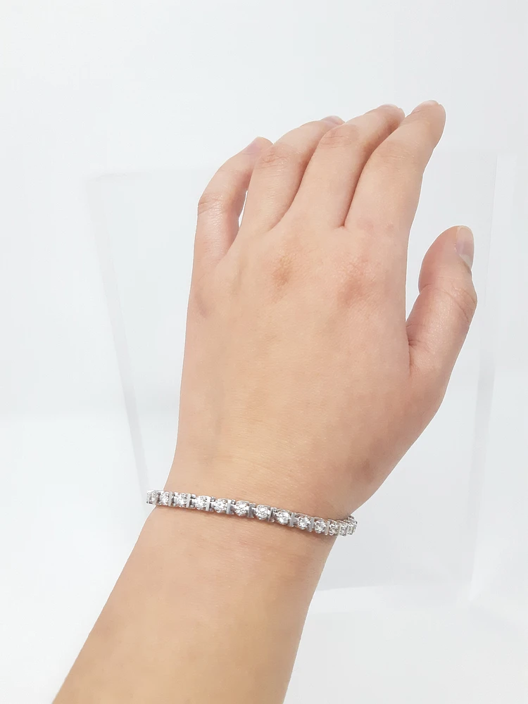 10K White Gold 2.00 cttw Diamond Tennis Bracelet