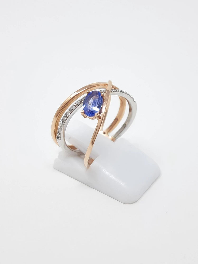 Tanzanite and Diamond Ring