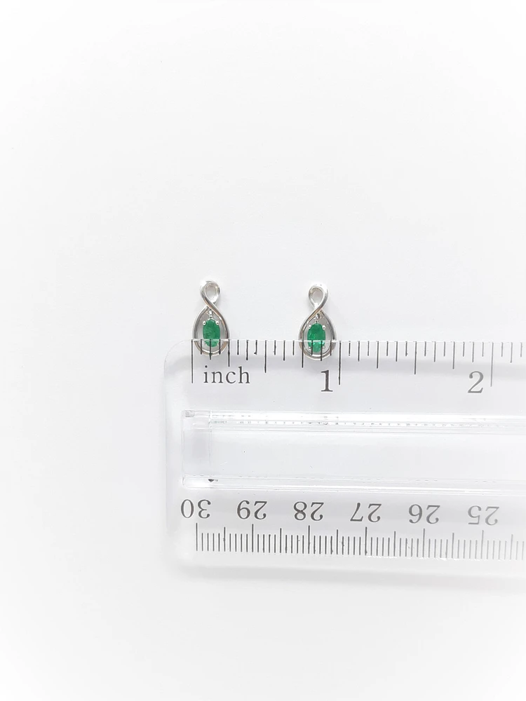 10K White Gold Oval Cut Emerald Stud Earrings