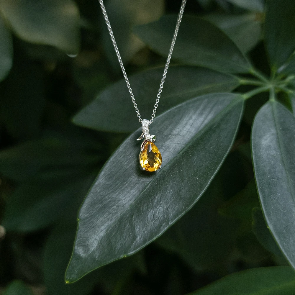 10K White Gold 8 x 6mm Citrine and 0.022cttw Diamond Pendant