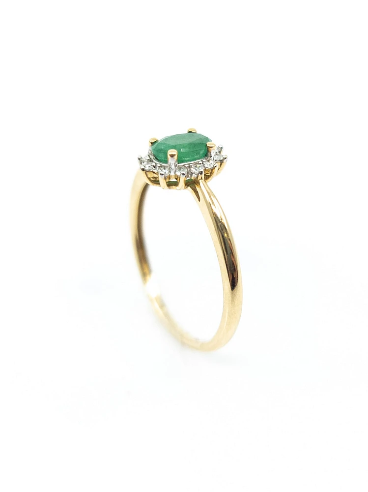 10K Yellow Gold Genuine Emerald & Diamond Ring