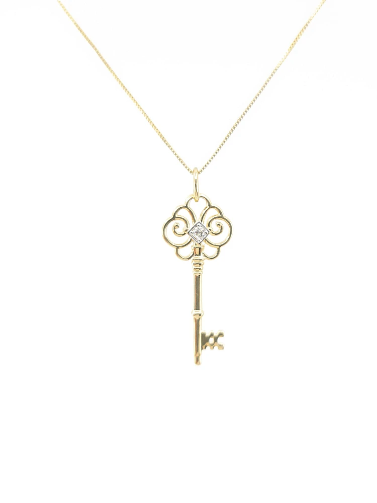 10K Yellow Gold 0.02cttw Canadian Diamond Key Necklace, 18”