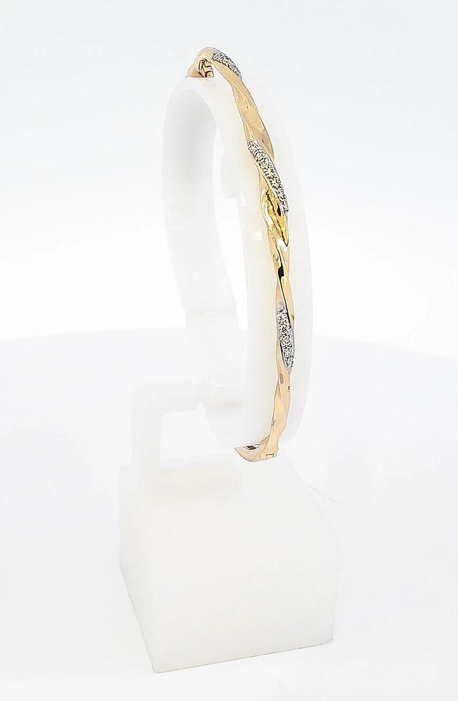 10K Yellow Gold 0.17cttw Diamond Bangle, 7"