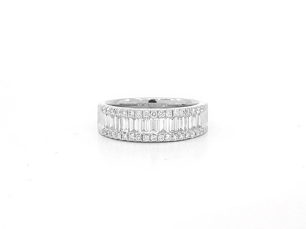 14K White Gold 0.97cttw Baguette Cut & Round Brilliant Cut Diamond Ring, size 6