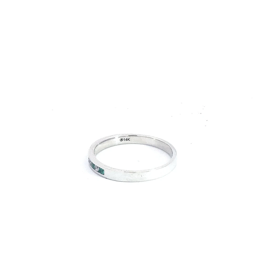 14K White Gold Emerald and Diamond Ring - Size 6