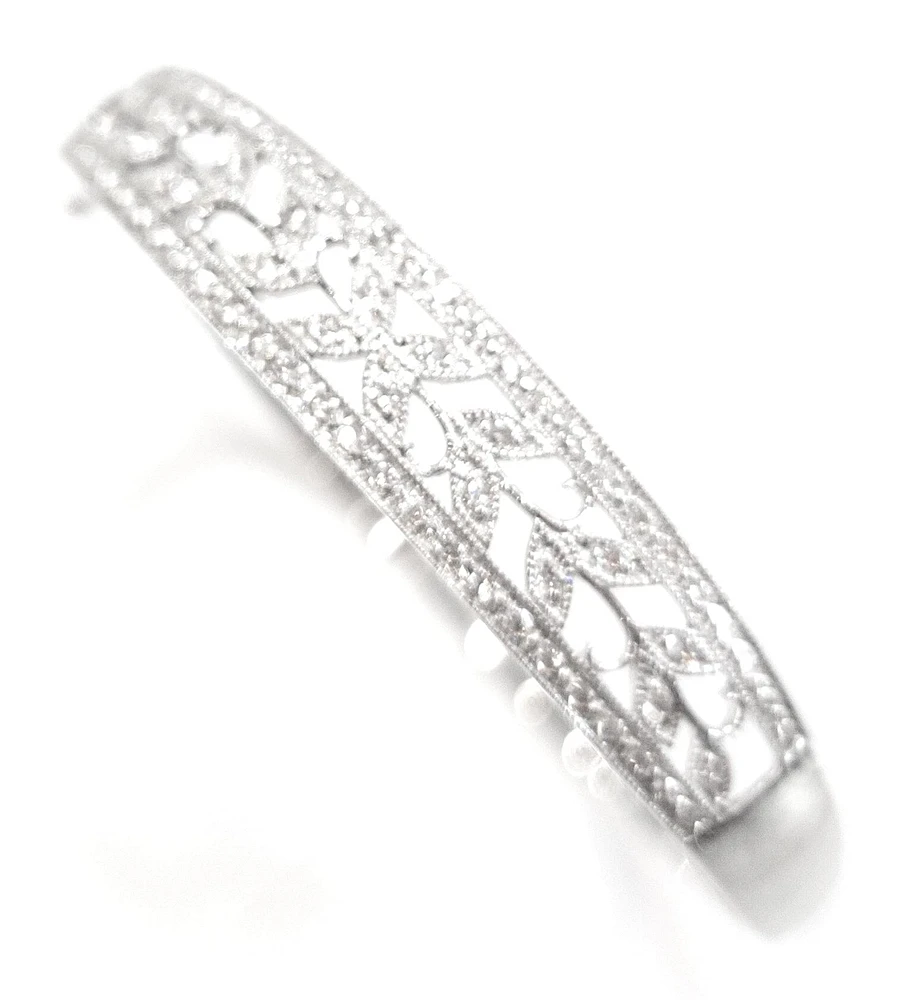 10K White Gold 0.56cttw Diamond Bangle, 7"