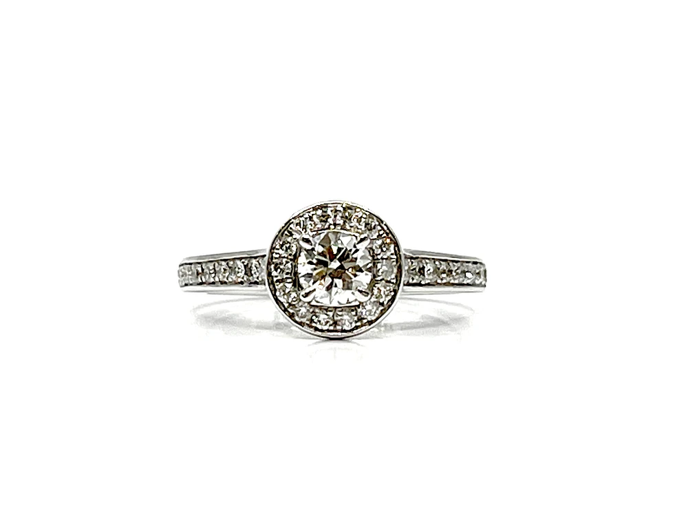 14K White Gold 0.69cttw Diamond Halo Engagement Ring - Size 6.5