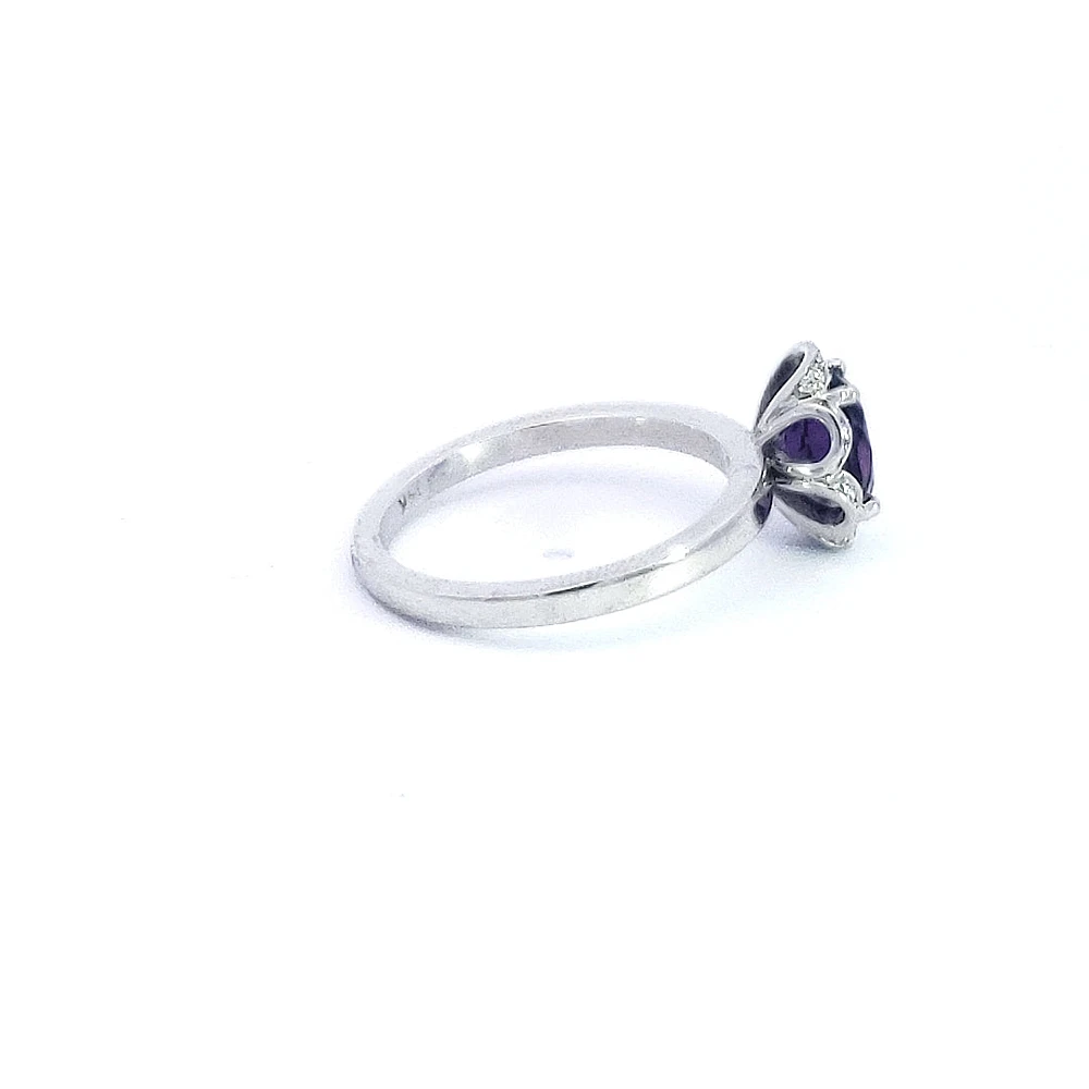 14K White Gold 0.80cttw Amethyst and 0.12cttw Diamond Ring, size 6