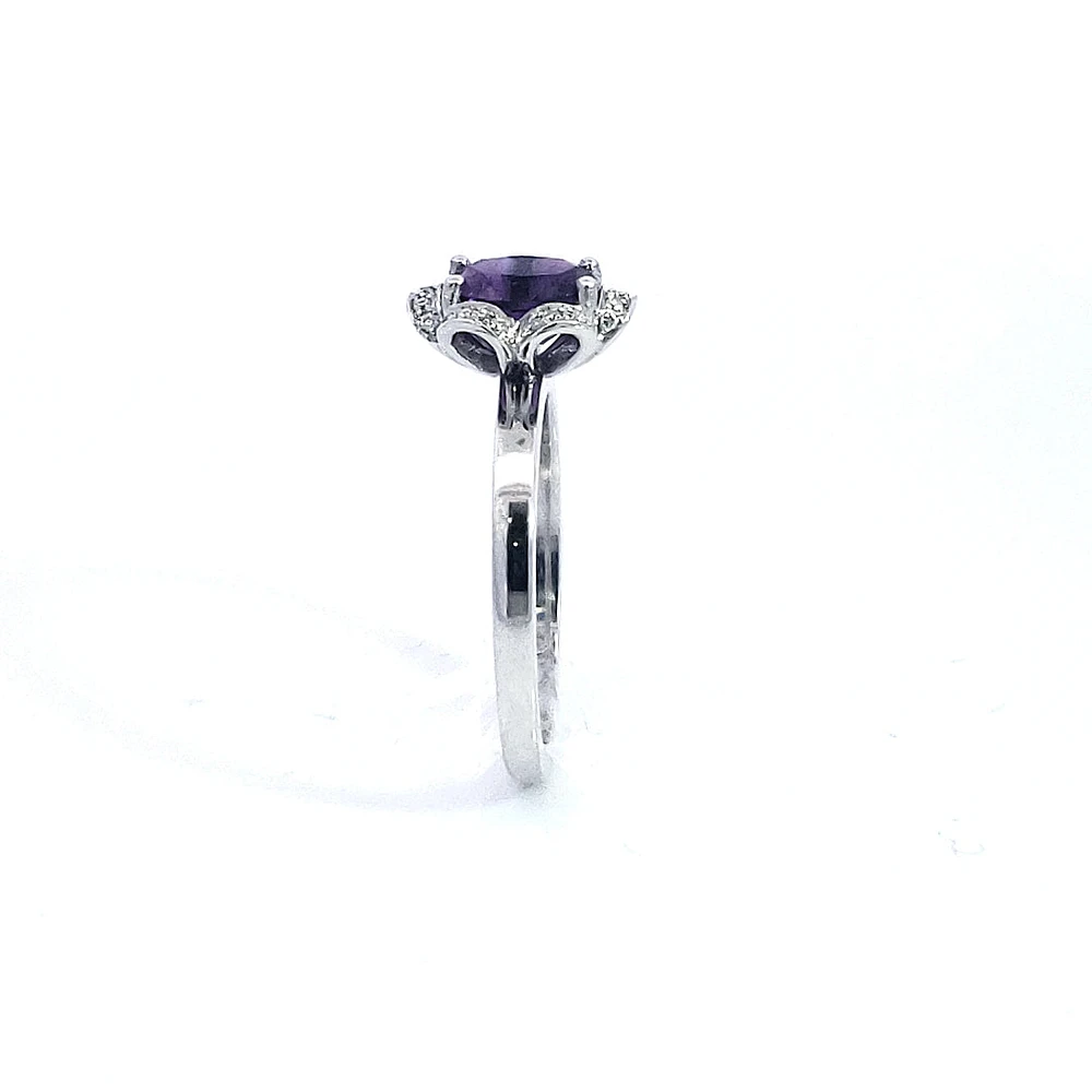 14K White Gold 0.80cttw Amethyst and 0.12cttw Diamond Ring, size 6