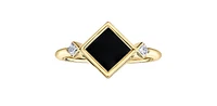 10K Yellow Gold 6mm Onyx And 0.084cttw Canadian Diamond Ring