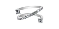 14K White Gold 0.56cttw Canadian Diamond Ring, size 6