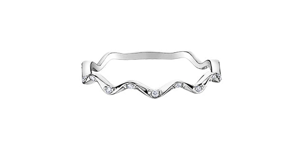 10K White Gold 0.06cttw Diamond Ring, size 6.5