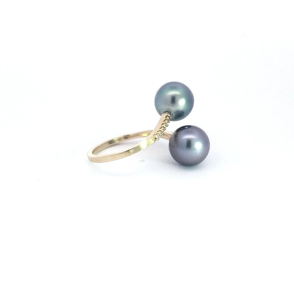 14K Gold Tahitian Pearl and Diamond Ring