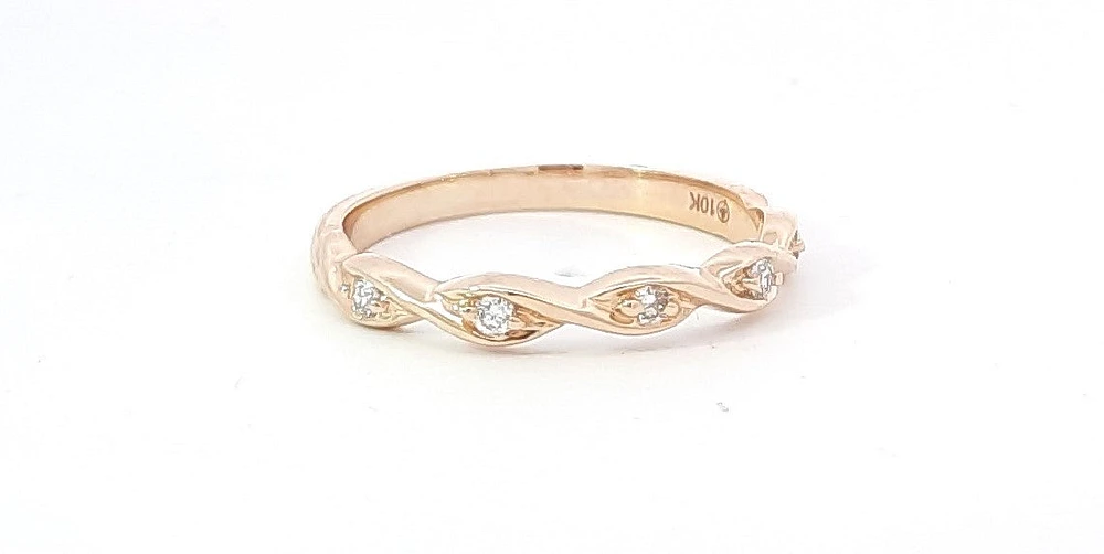 Tracking - 10K Yellow Gold Diamond 0.08cttw Round Cut Band, 6.5