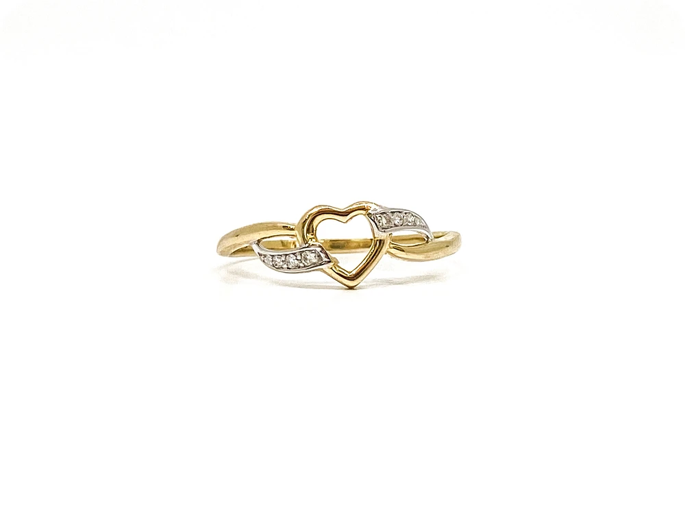 10K Yellow Gold 0.03cttw Diamond Heart Ring, size 6.5