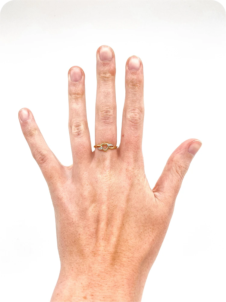 10K Yellow Gold 0.03cttw Diamond Heart Ring, size 6.5