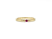 10K Yellow Gold 0.07cttw Genuine Ruby Ring, size 6