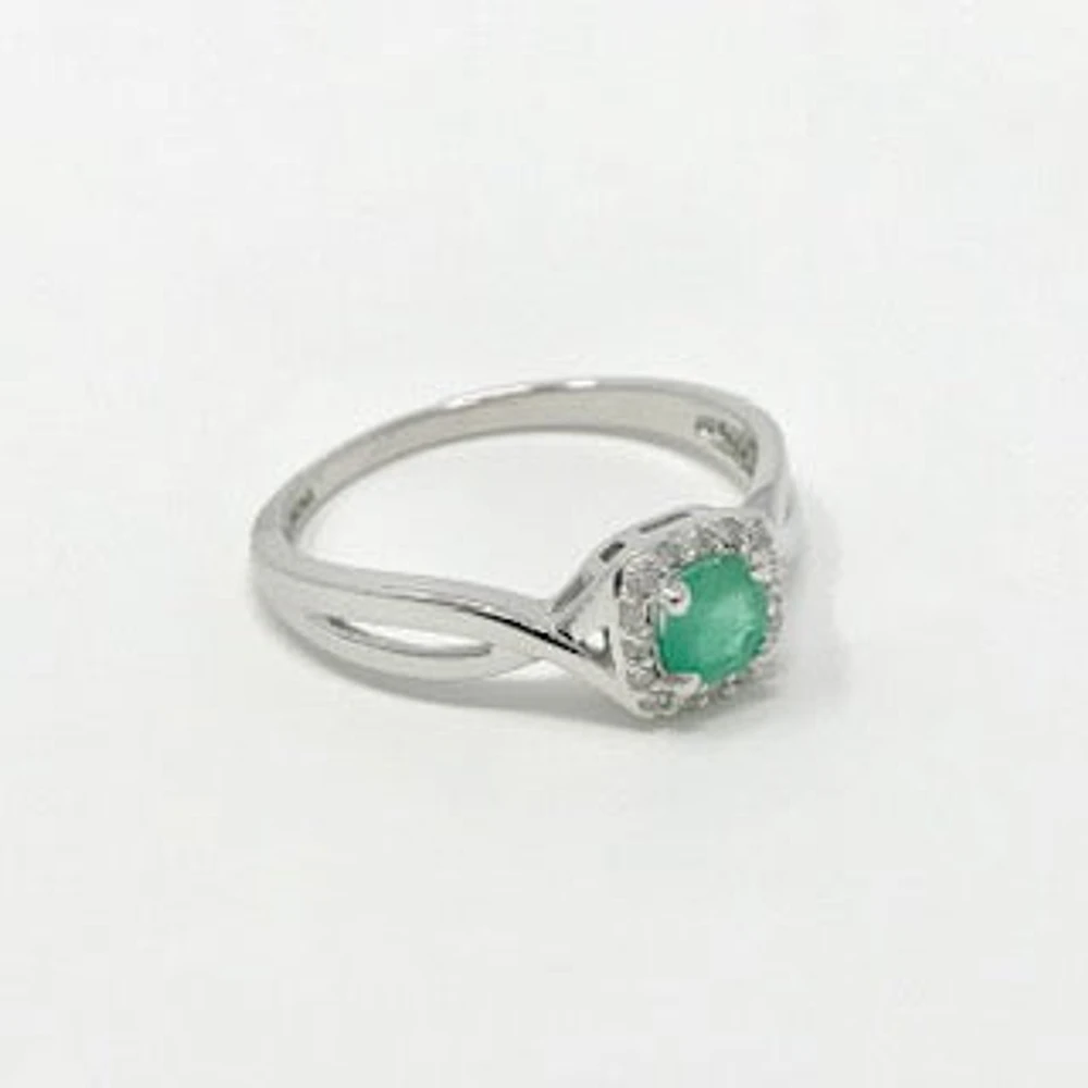 10K White Gold 0.30cttw Genuine Emerald and 0.07cttw Diamond Ring, 6.5