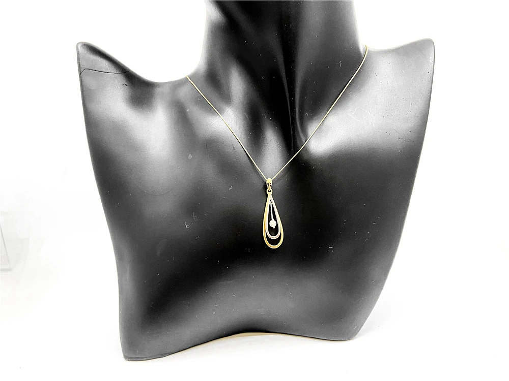 10K White & Yellow Gold 0.10cttw Canadian Diamond Necklace, 18"