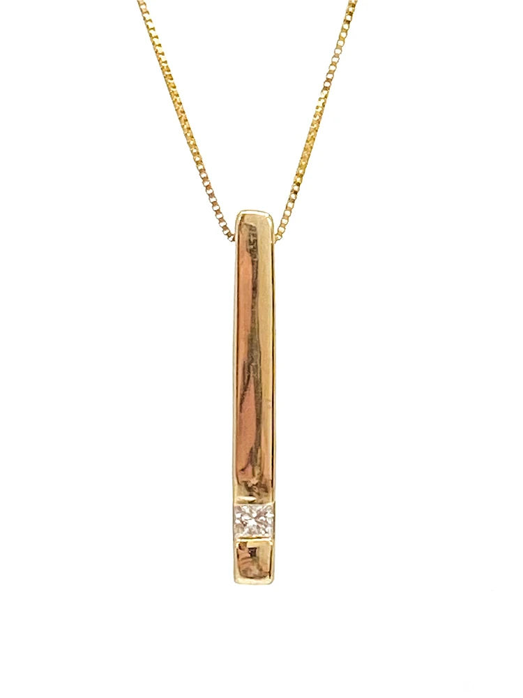 10K Yellow Gold 0.072cttw Diamond Pendant, 18"