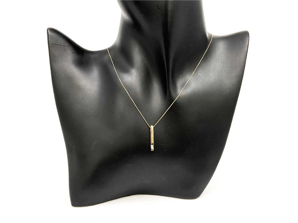 10K Yellow Gold 0.072cttw Diamond Pendant, 18"