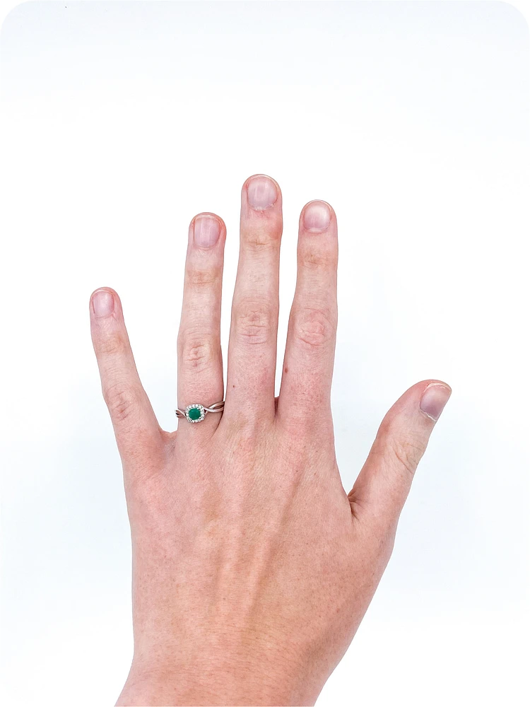 10K White Gold 0.30cttw Genuine Emerald and 0.07cttw Diamond Ring, 6.5