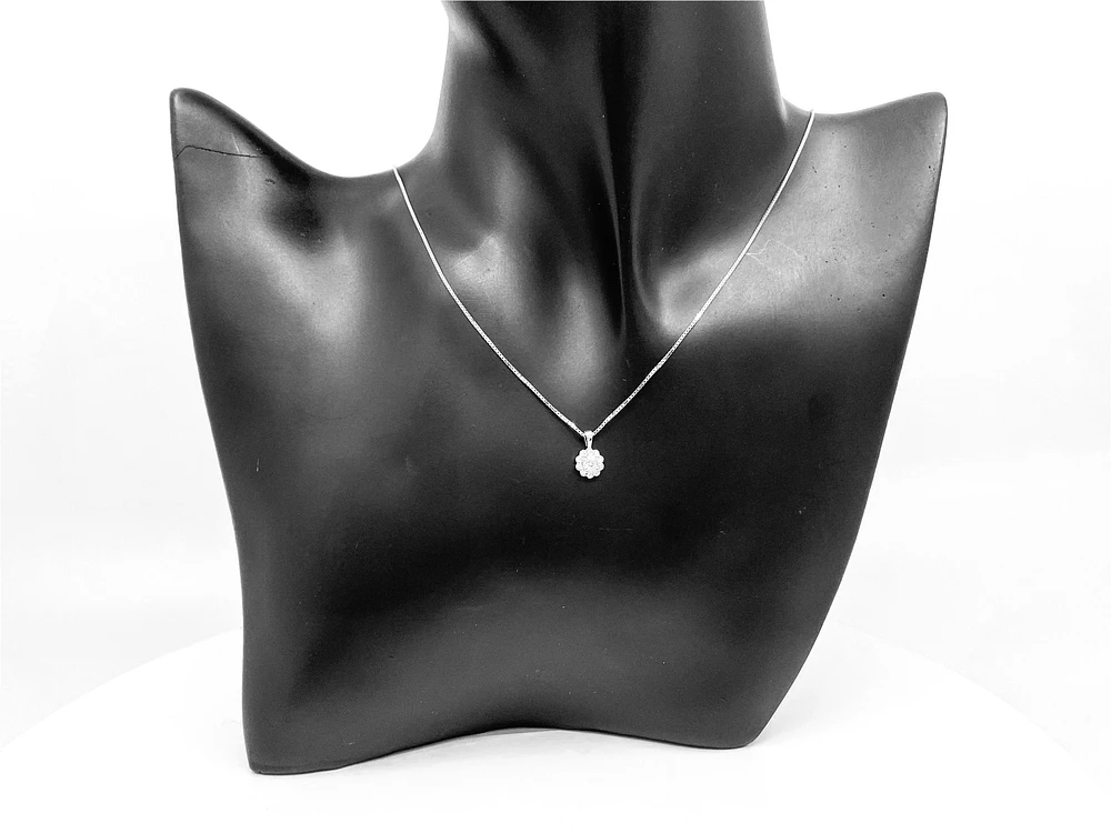 14K White Gold 0.25cttw Canadian Diamond Halo Necklace, 18"