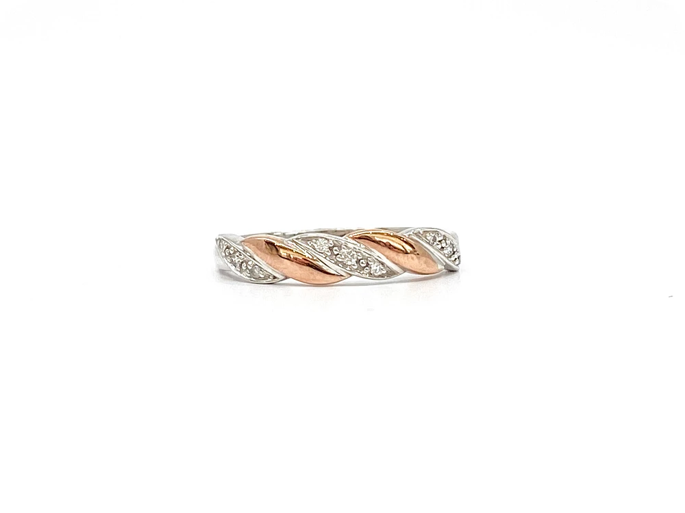 10k White & Rose Gold 0.054cttw Diamond Ring, size 6.5