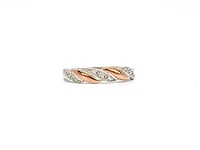 10k White & Rose Gold 0.054cttw Diamond Ring, size 6.5