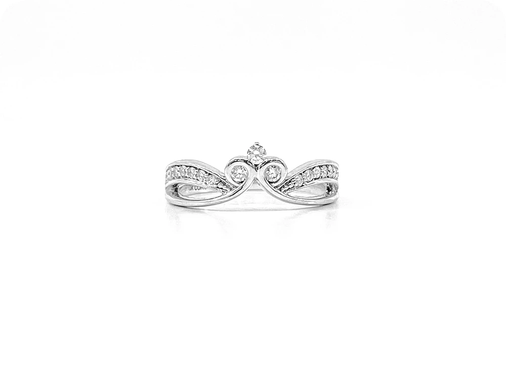 10K White Gold 0.30cttw Diamond Crown Ring, size 6.5