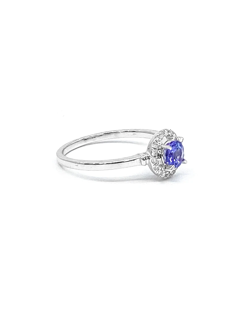 10K White Gold 0.42cttw Tanzanite and 0.10cttw Diamond Ring, size 6.5