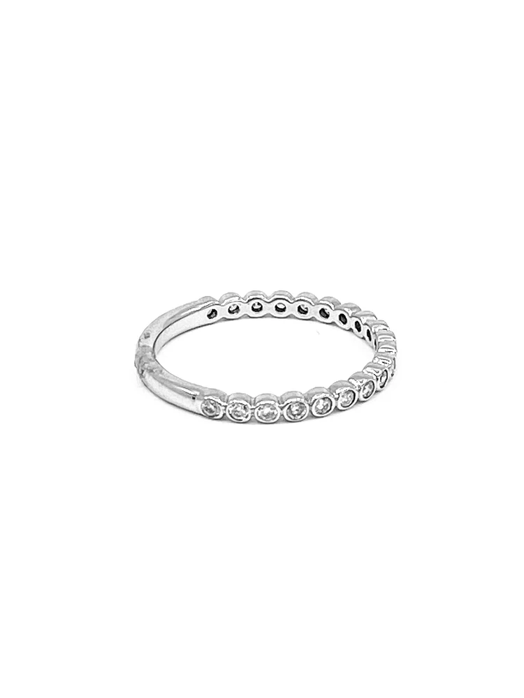10K White Gold0.27cttw Diamond Ring/Band, size 6.5