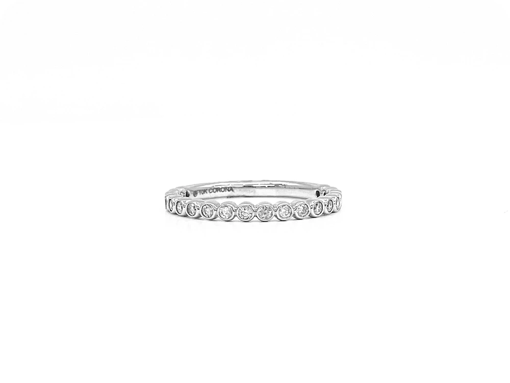 10K White Gold0.27cttw Diamond Ring/Band, size 6.5