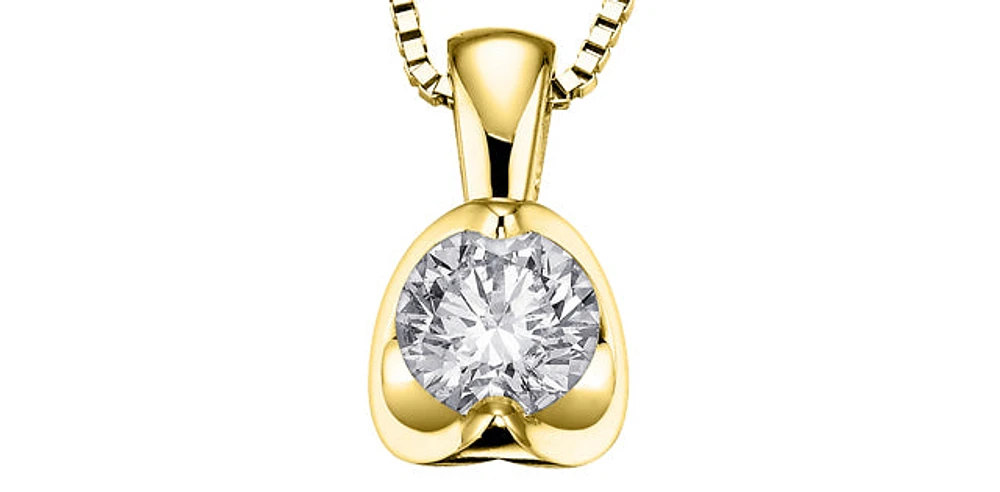 14K White Gold 0.20cttw Canadian Diamond Mezza Luna Necklace