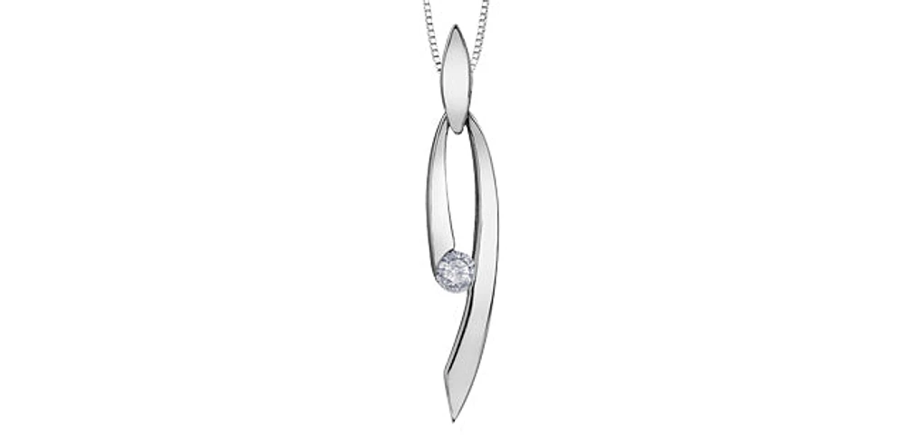 10K White Gold 0.12cttw Canadian Diamond Necklace, 18"