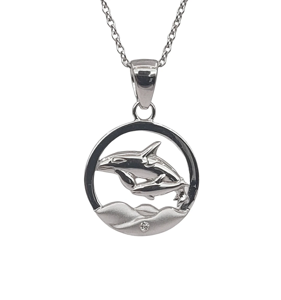 925 Sterling Silver 0.015cttw Canadian Diamond Mother and Baby Orca Whale Pendant