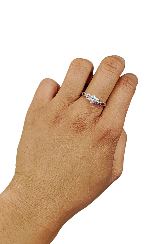 10K White Gold 0.50cttw Aquamarine and 0.02cttw Diamond Ring, size 7 - 4.5
